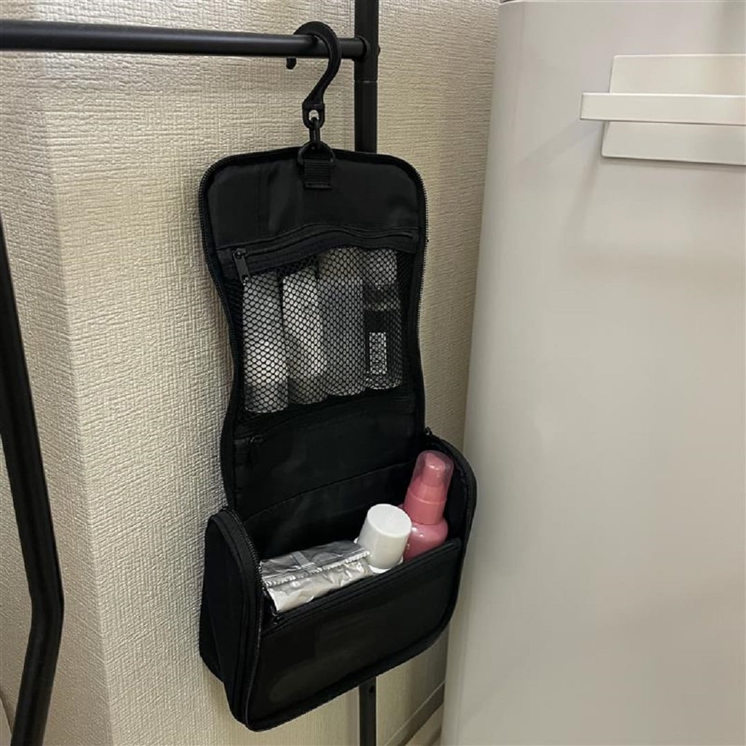 吊るして使える洗面用具ケース