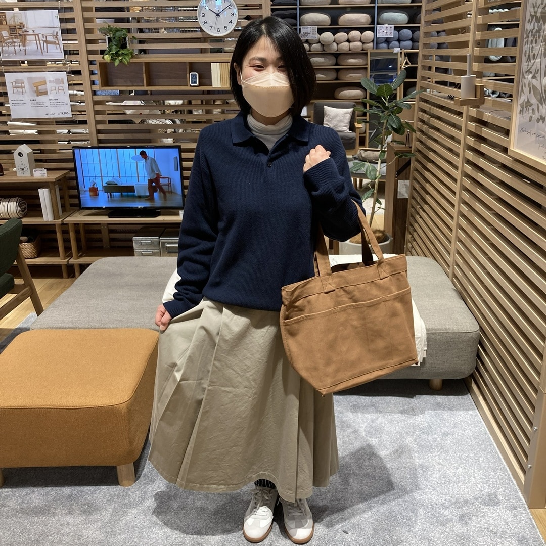 正面　スカート