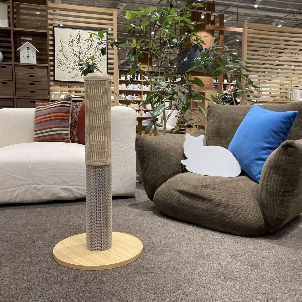 【みのおキューズモール】　心地よく猫ちゃんと過ごしませんか 