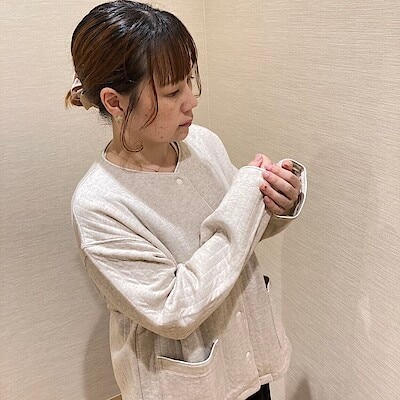 【南千里アネックス】オーガニックコットンの肌触りが心地よい。『コットン混キルト　カーディガン』