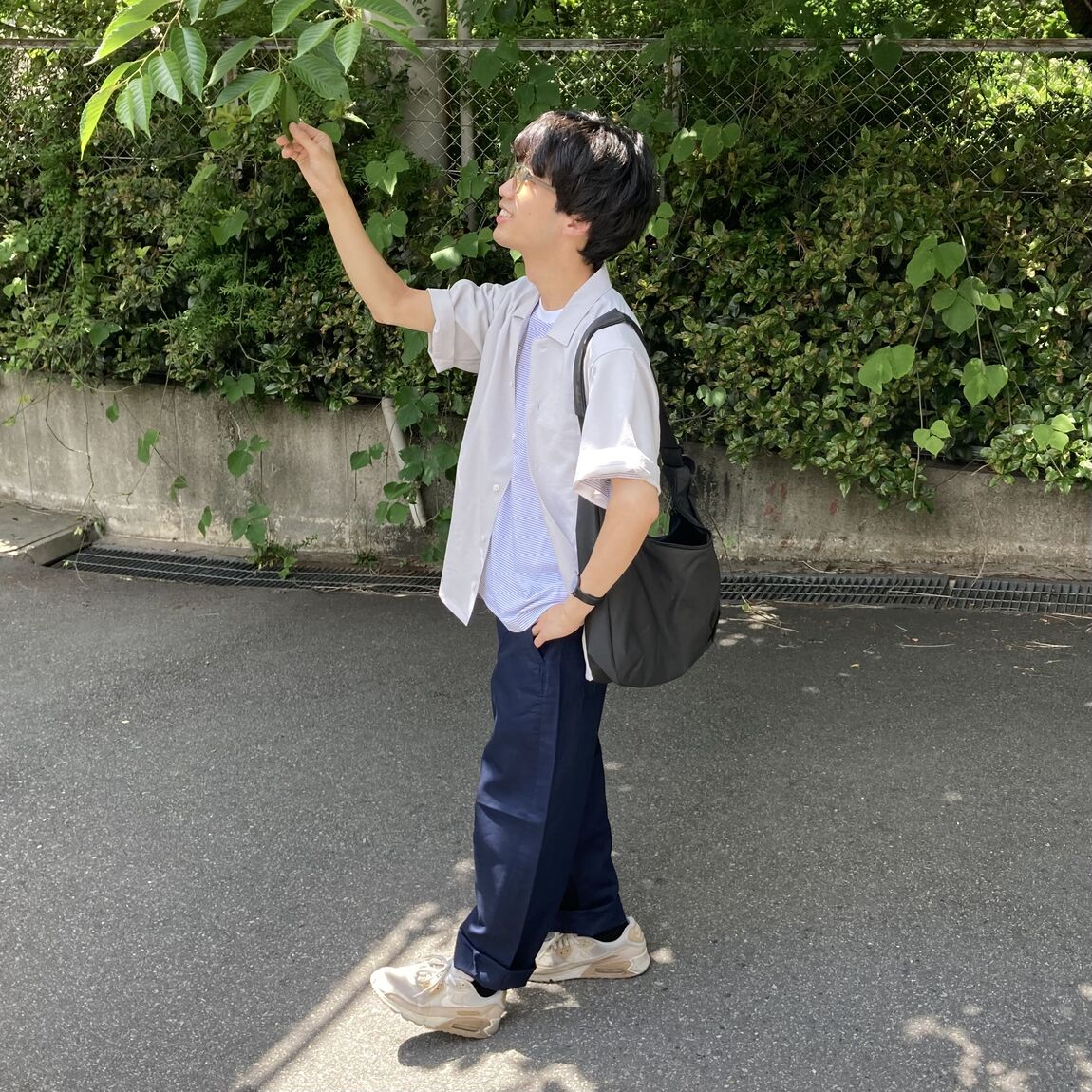00