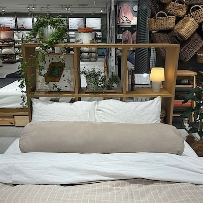 【南千里アネックス】背当てにもなるやわらか抱きまくら