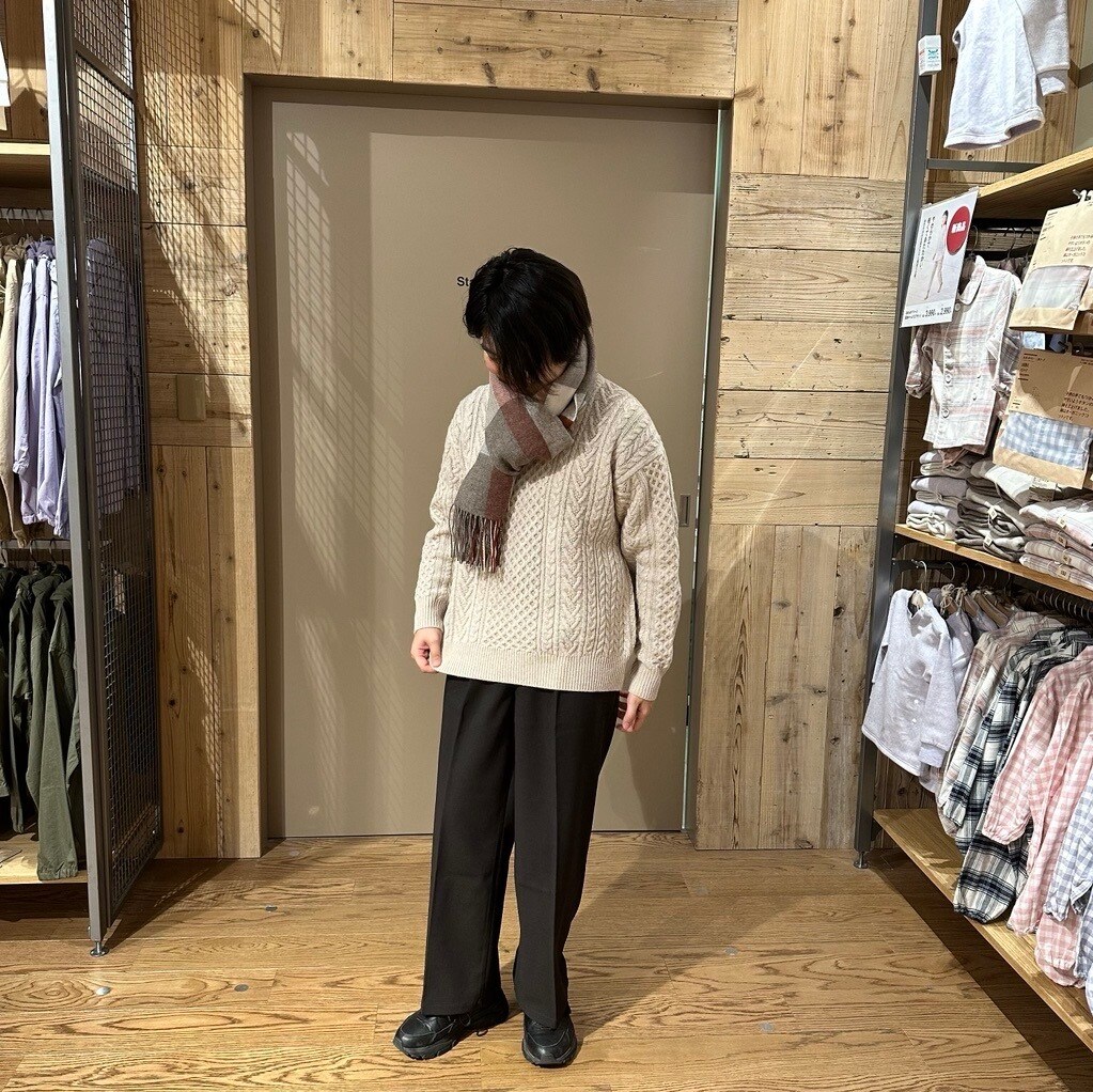 スタッフスナップサムネ