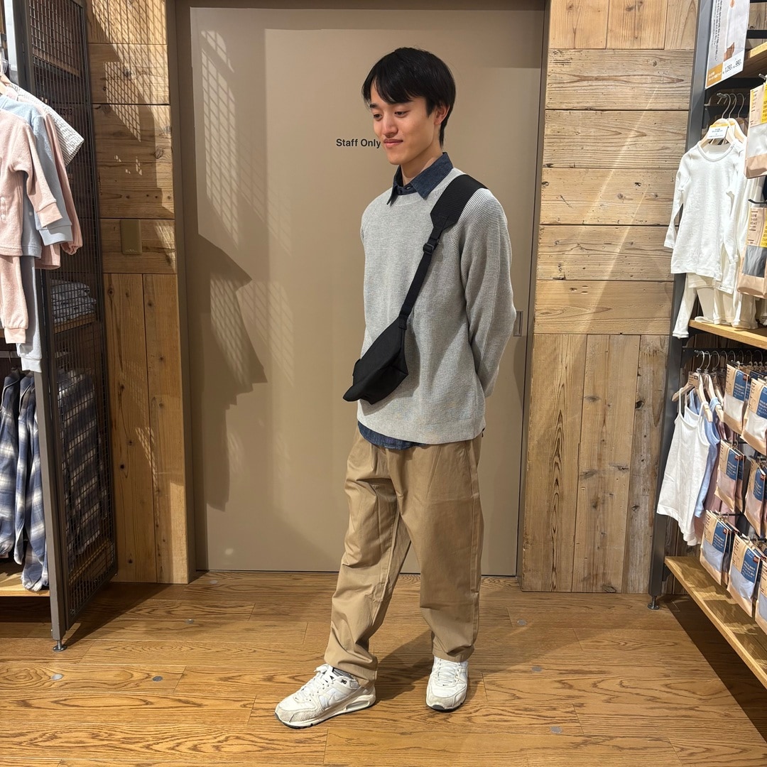 スタッフスナップサムネ