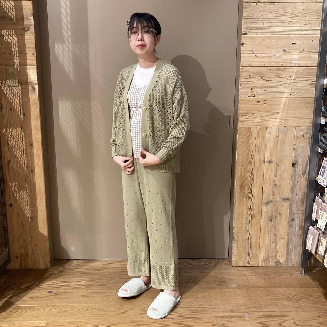 スタッフスナップサムネ