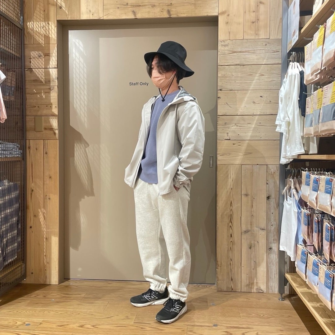 スタッフスナップ　サムネ