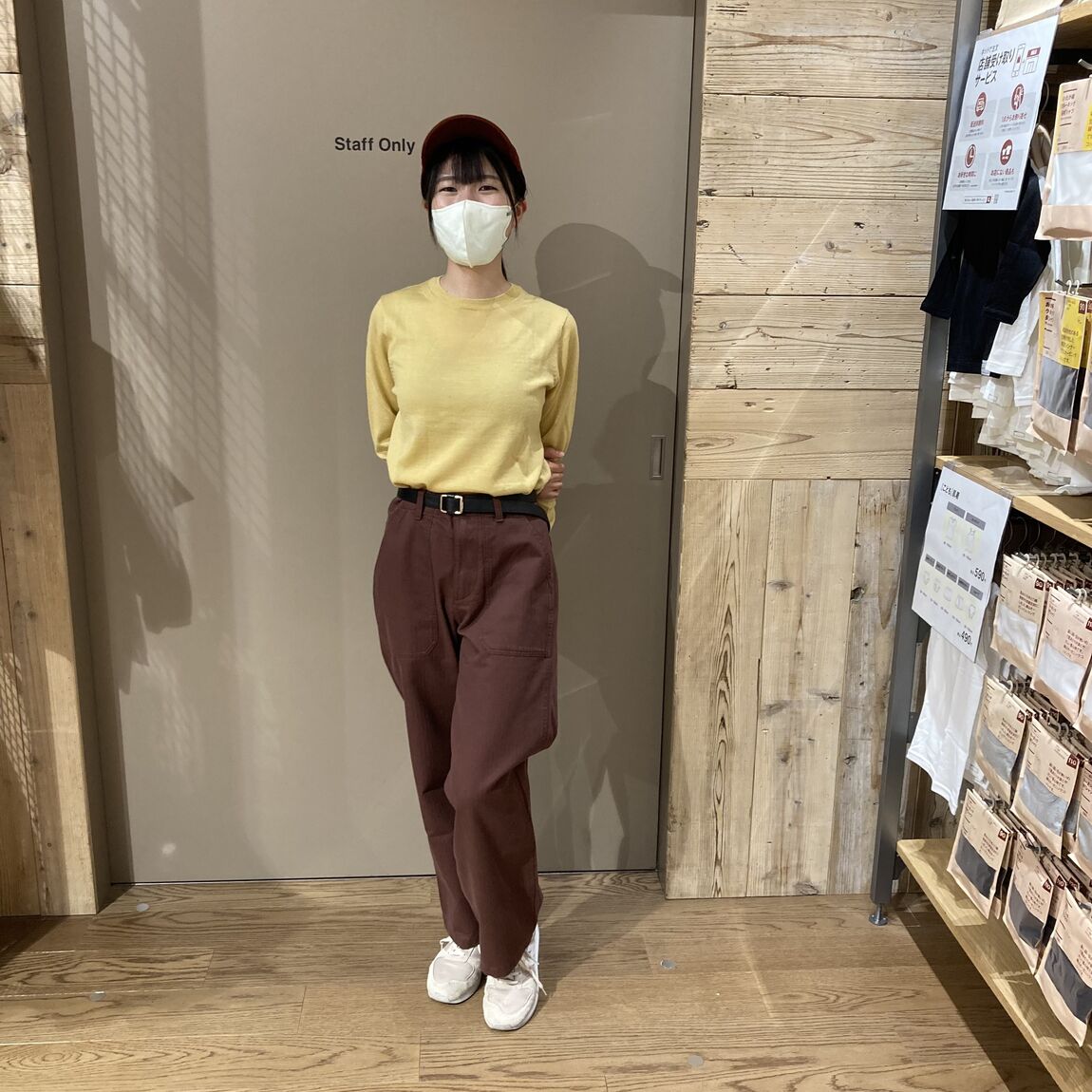 スタッフスナップサムネ