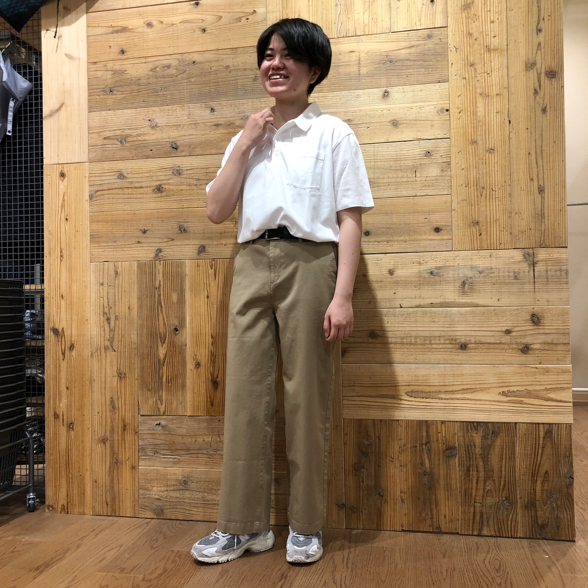 スタッフスナップサムネ