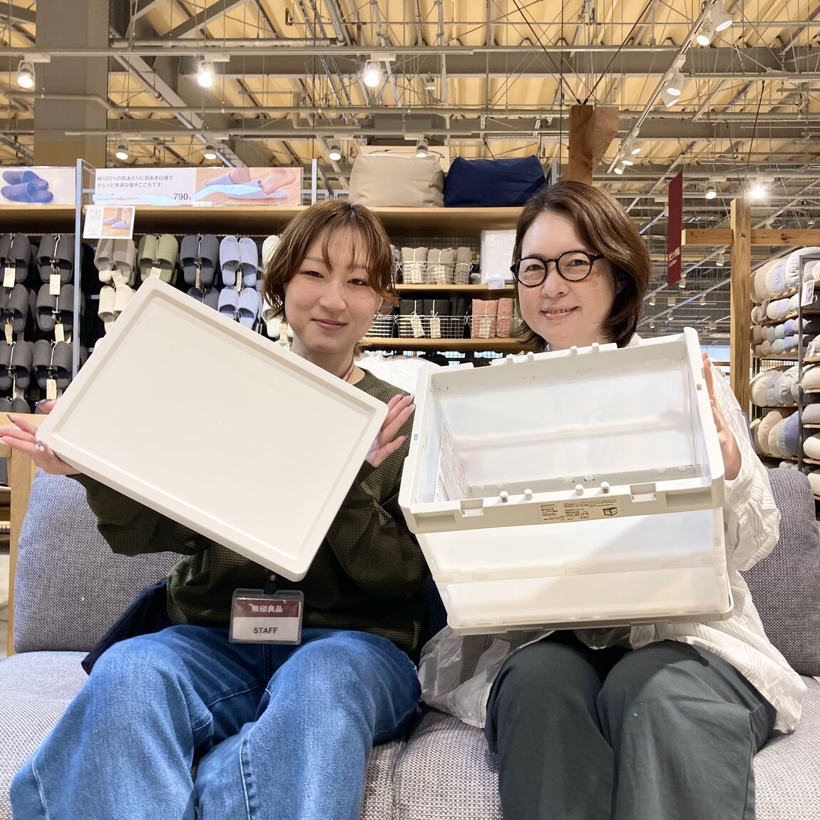 【オークビレッジかみす】新商品・折りたたみコンテナのフタ