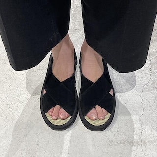 【阪急西宮ガーデンズ】足元から涼しく、イ草サンダル