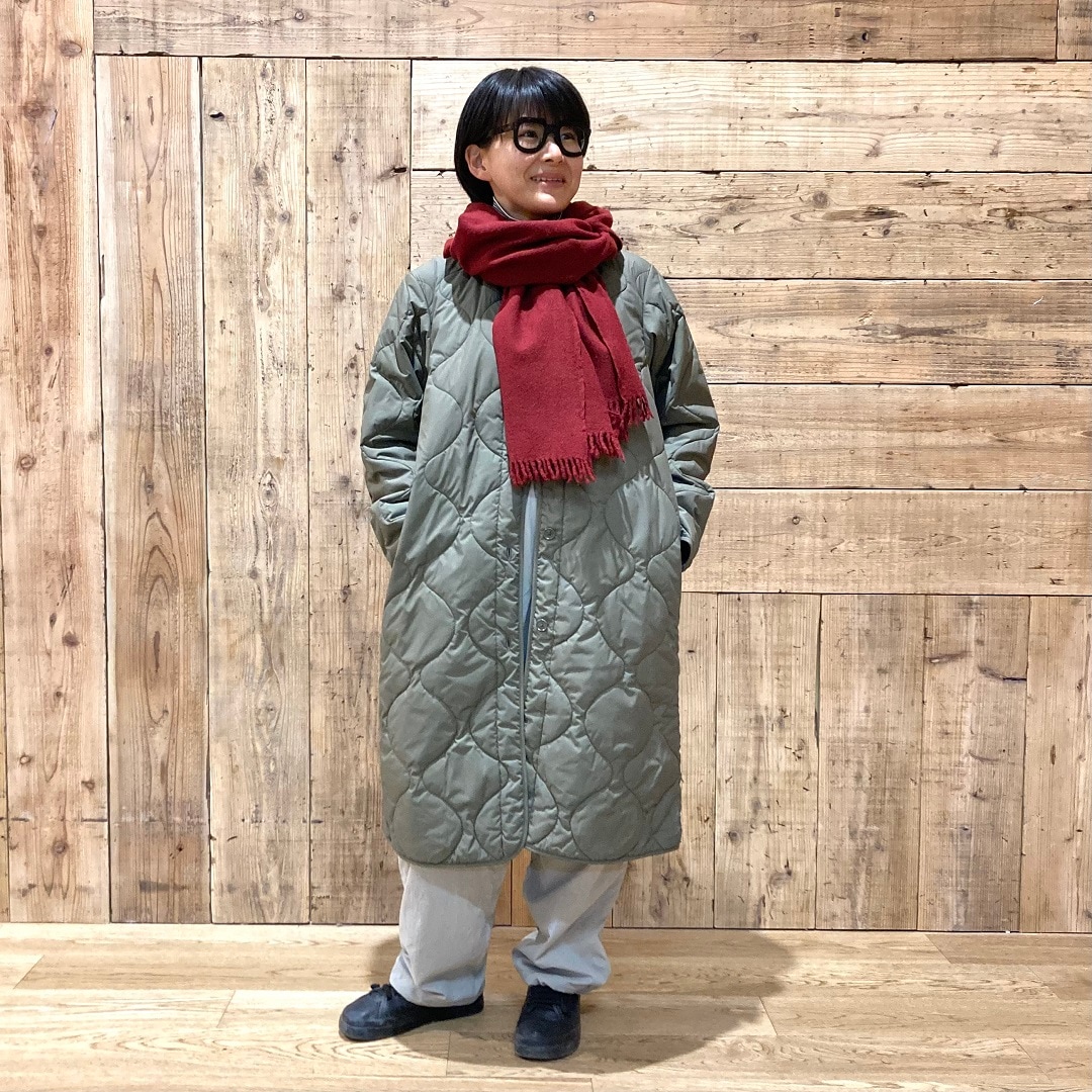 キルティングコートを用いた全身コーディネート写真