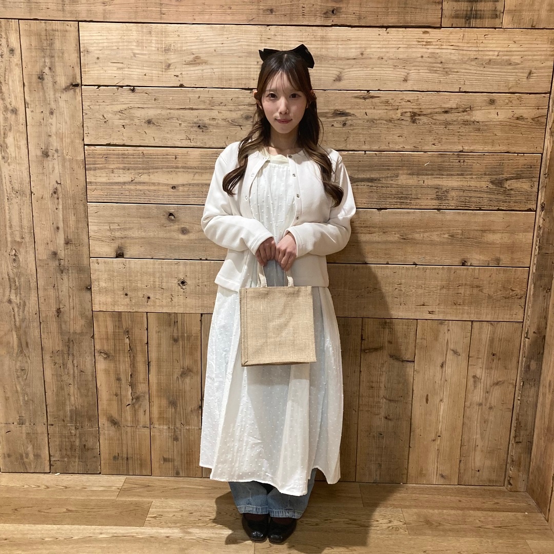 女性スタッフ写真