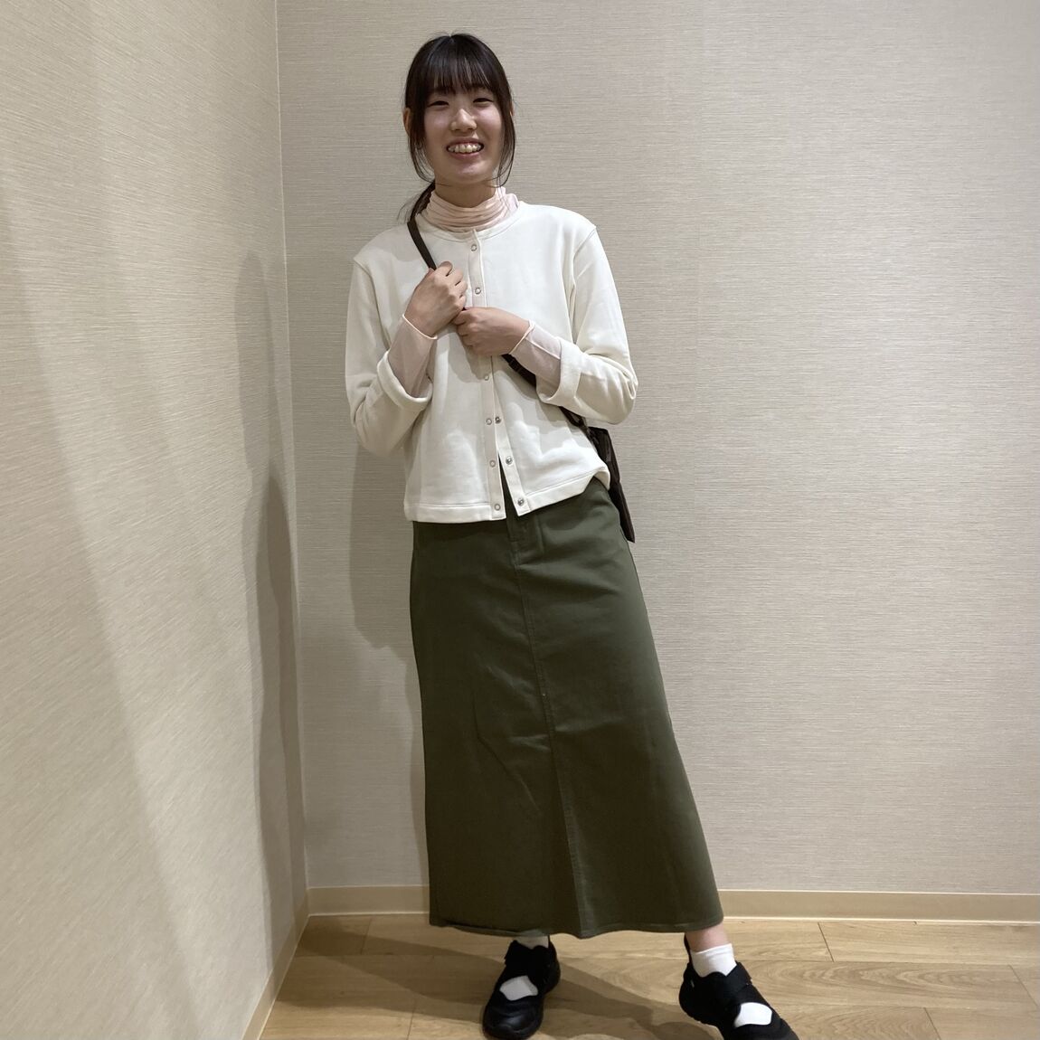 【Vタウン芥見】身長162cm