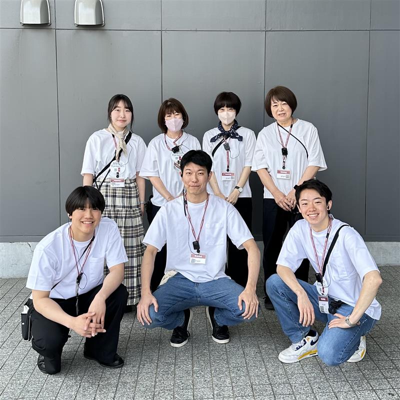 涼感Tシャツを着用したソシアのスタッフ