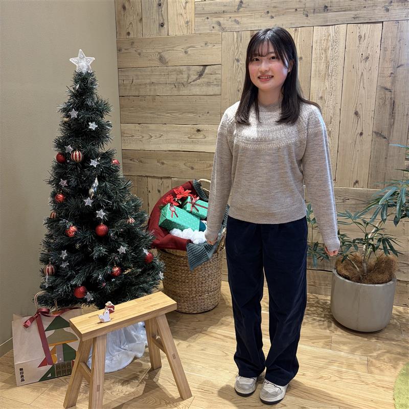 冬服を着てる女性