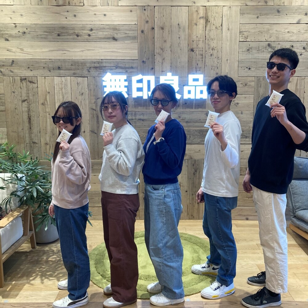 サングラスをかけた５人