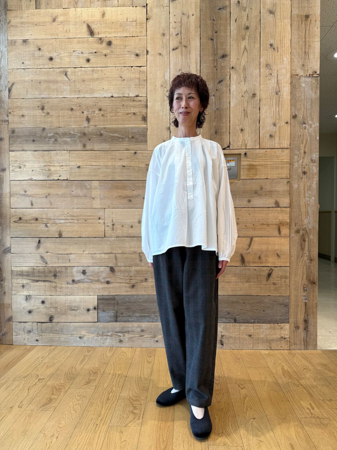 婦人サムネ
