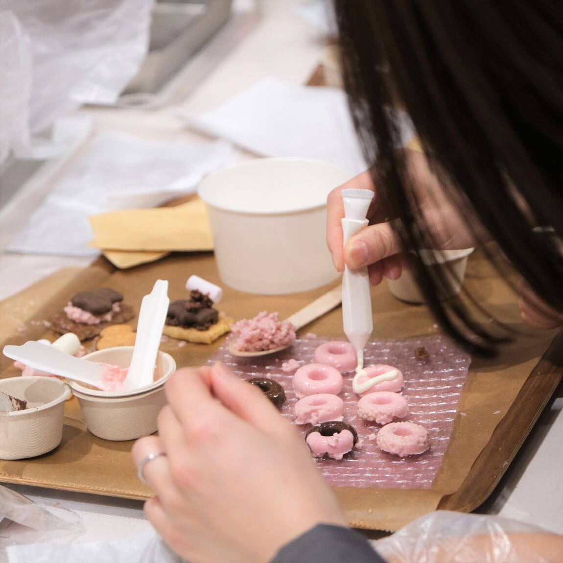 【堺北花田】ドーナツ型のチョコをつくろう｜イベントレポート