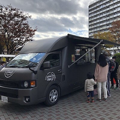 【MUJIcom光が丘ゆりの木商店街】　クリスマスフェスタ　キッチンカーのご紹介