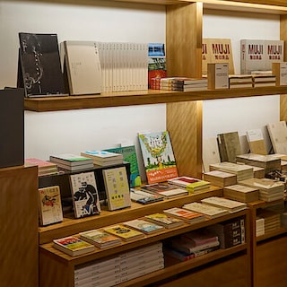 【銀座】『かおりをきく』展 スタッフ選書のご紹介vol.2｜6F MUJI BOOKS 