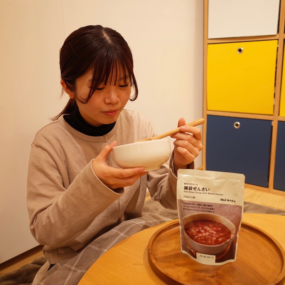 こたつでぜんざい