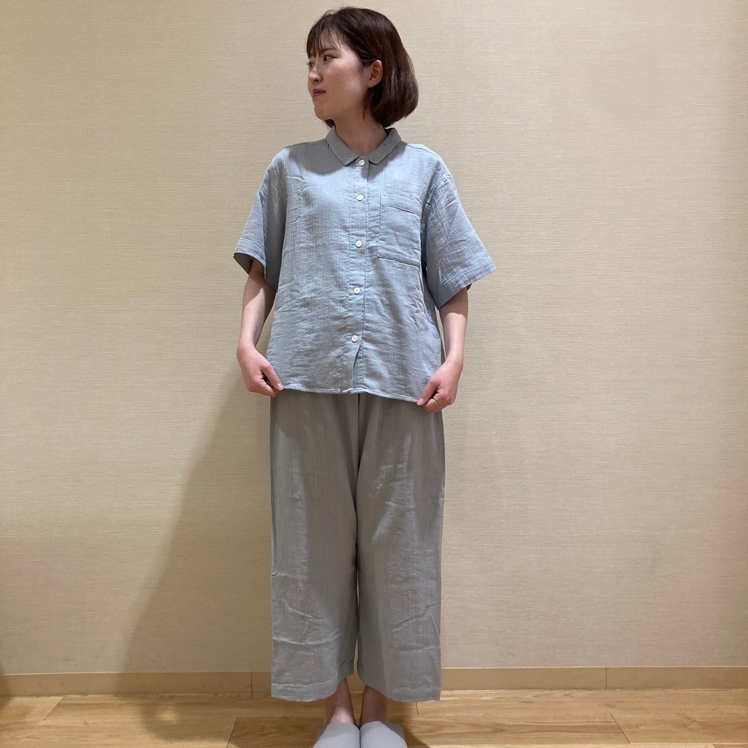 アルプラザ草津　脇に縫い目のない楊柳ガーゼ五分袖パジャマ