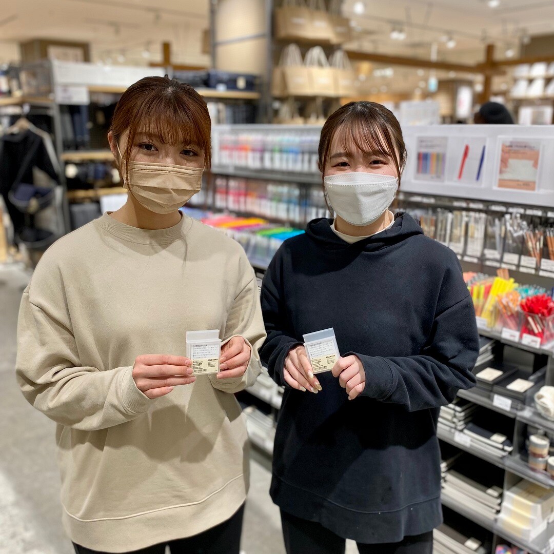 ケーブル収納紹介