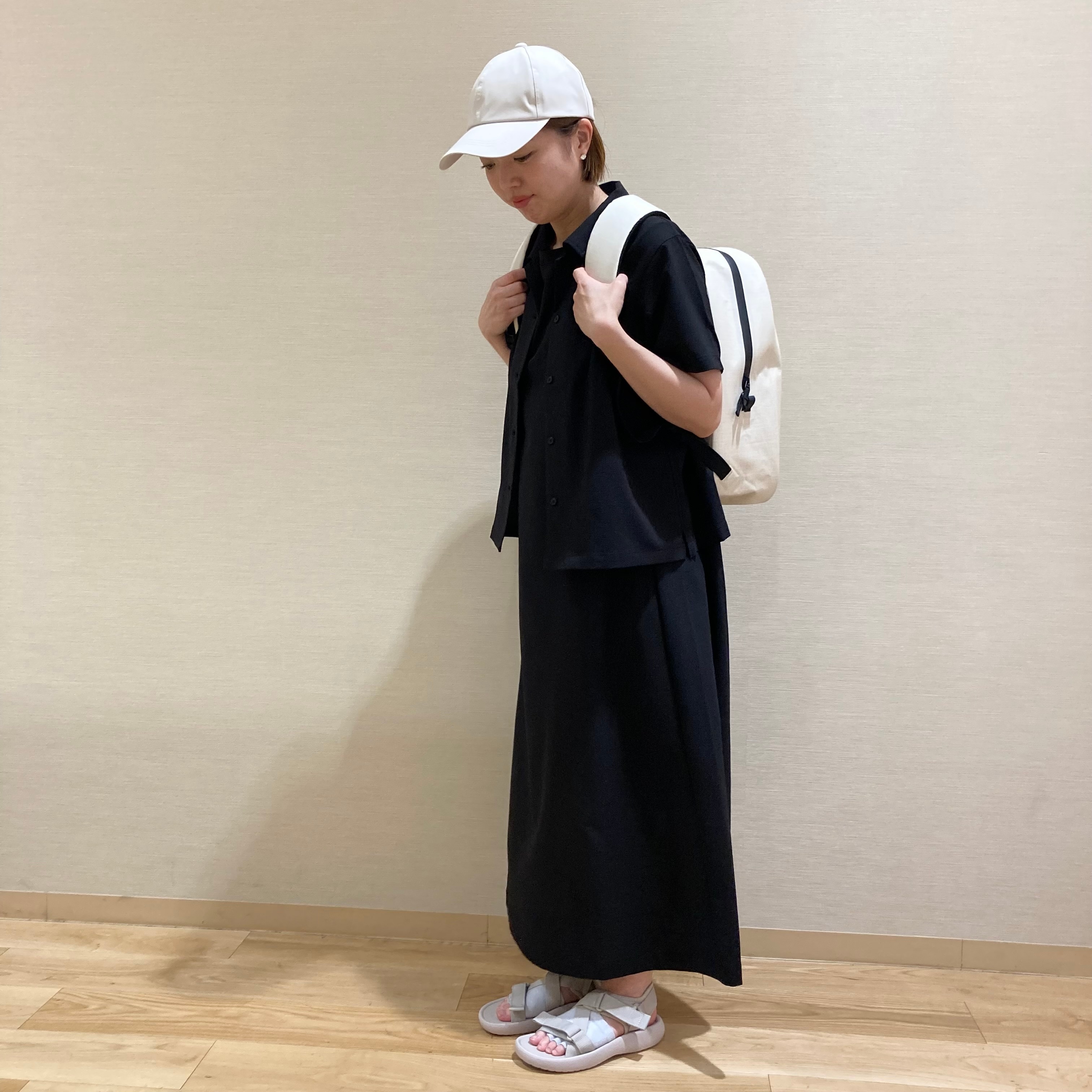 婦人　風を通すストレッチサッカースリーブレスワンピース