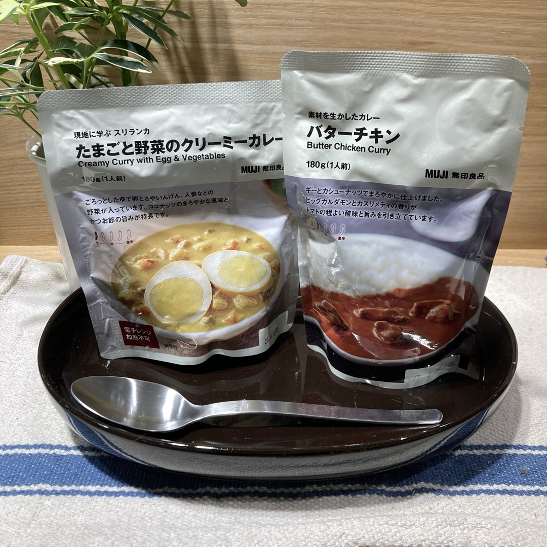 たまごと野菜のクリーミーカレー、バターチキンの写真