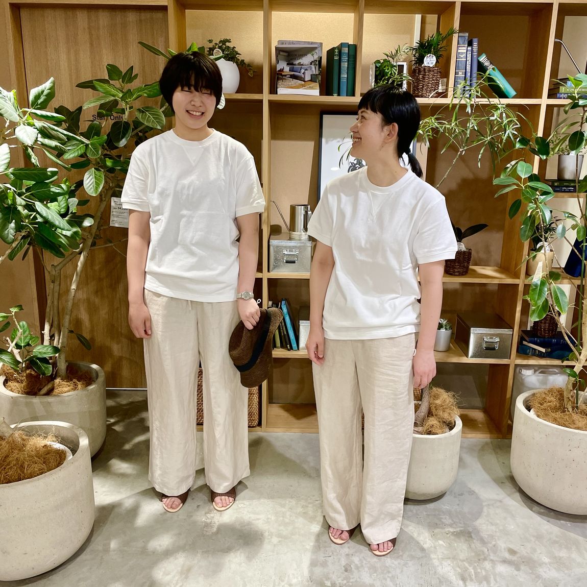 近鉄四日市 紳士tシャツの着こなし 女性編 無印良品