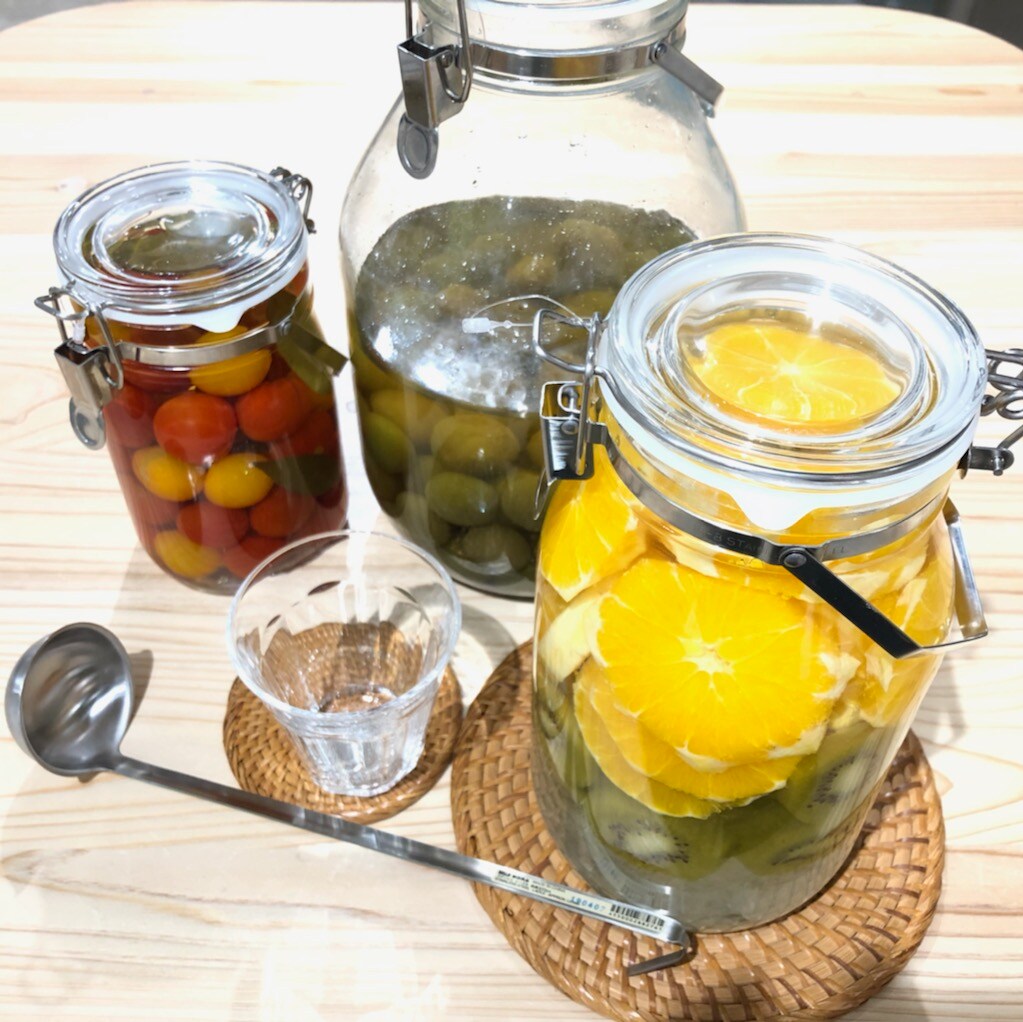 キービジュアル画像：果実酒用ビン～スタッフのおすすめ～