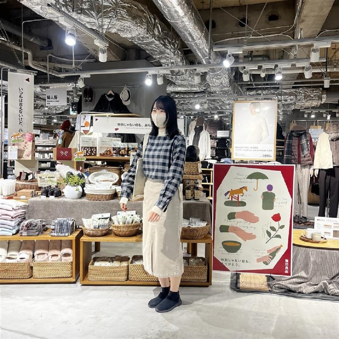 60bee33e-c6db-4e06-b3b5-3ee9a8e42d06.jpg 