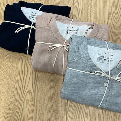 【芦屋モンテメール】婦人ヘリンボーンガーゼスタンドカラー八分袖パジャマ