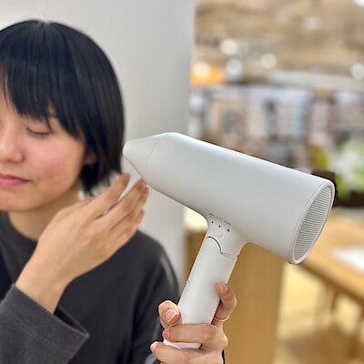 【マルヤガーデンズ鹿児島】マイナスイオン効果でヘアケア｜新商品
