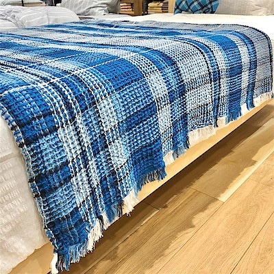 【アリオ市原】インテリアの差し色に色鮮やかなケットを