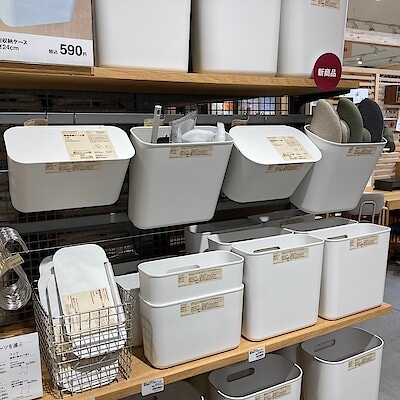 【東武動物公園前】吊るしても使える薄型収納ケース | 新商品のご紹介 