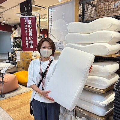 【須磨パティオ】夏のお買い得市でおトク♩　寝返りを受け止めるまくらのご紹介
