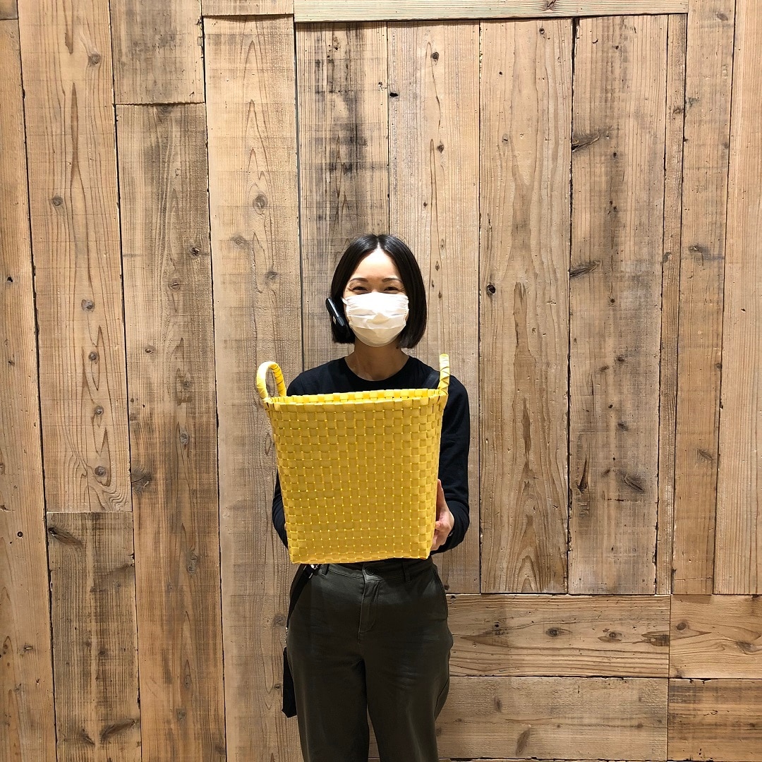 スタッフとバスケット