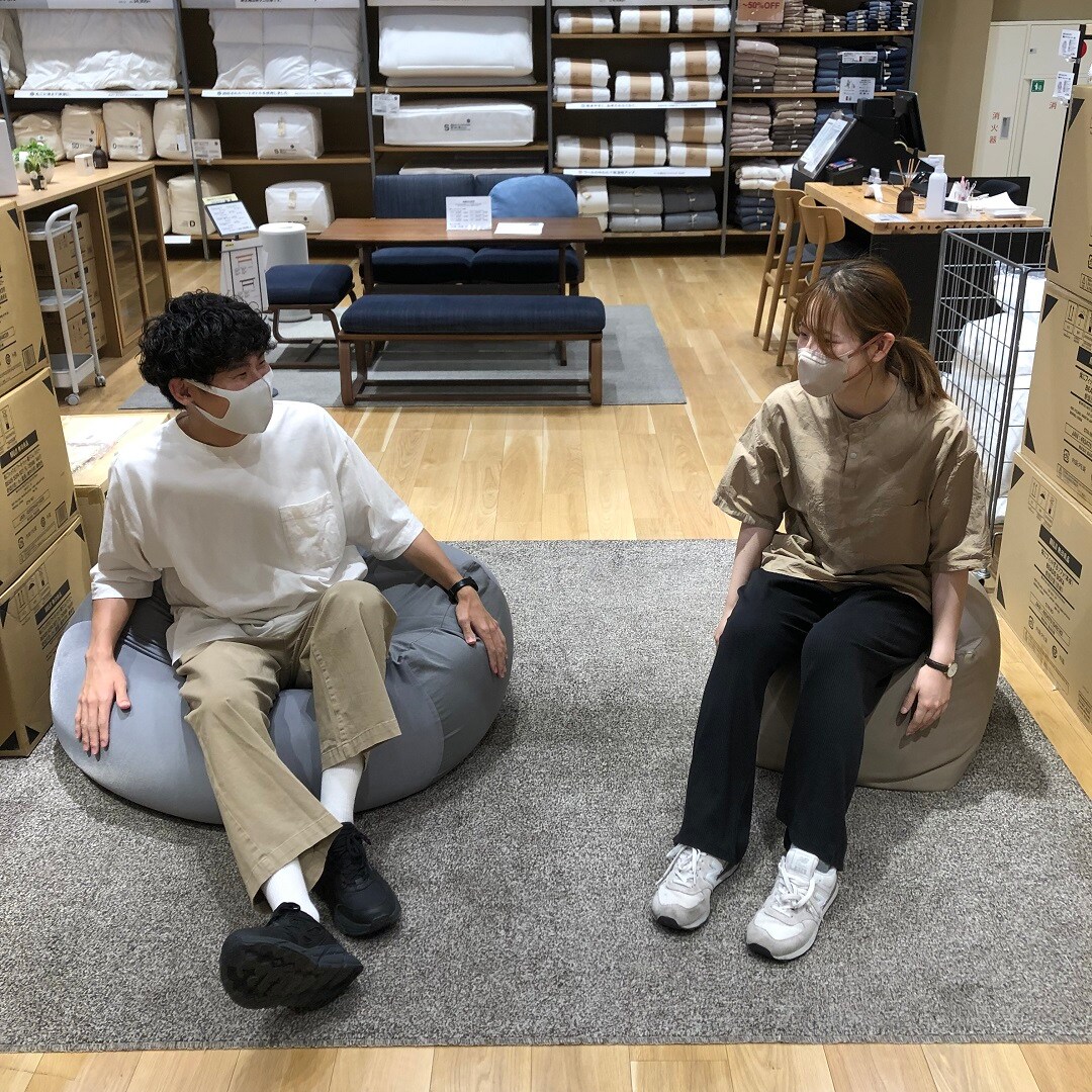 スタッフ二人とフィット