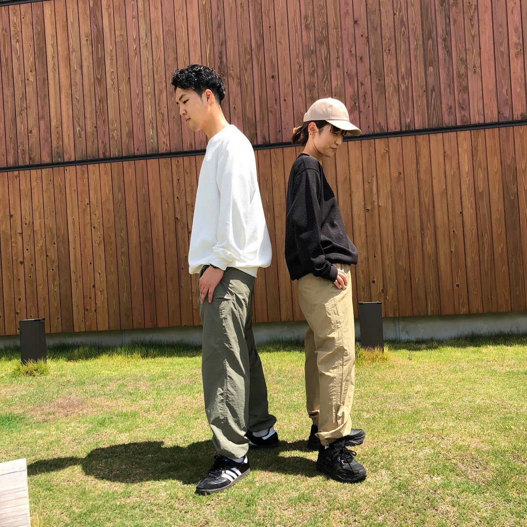背中