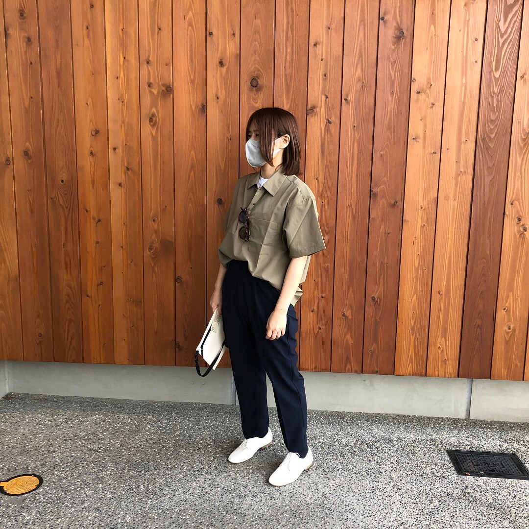 衣服着用写真 全身