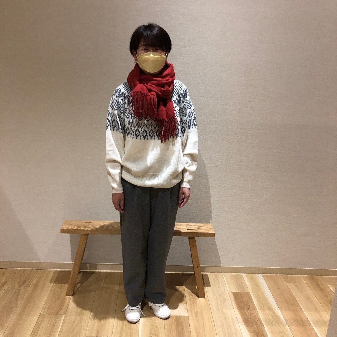 スタッフスナップ　全身