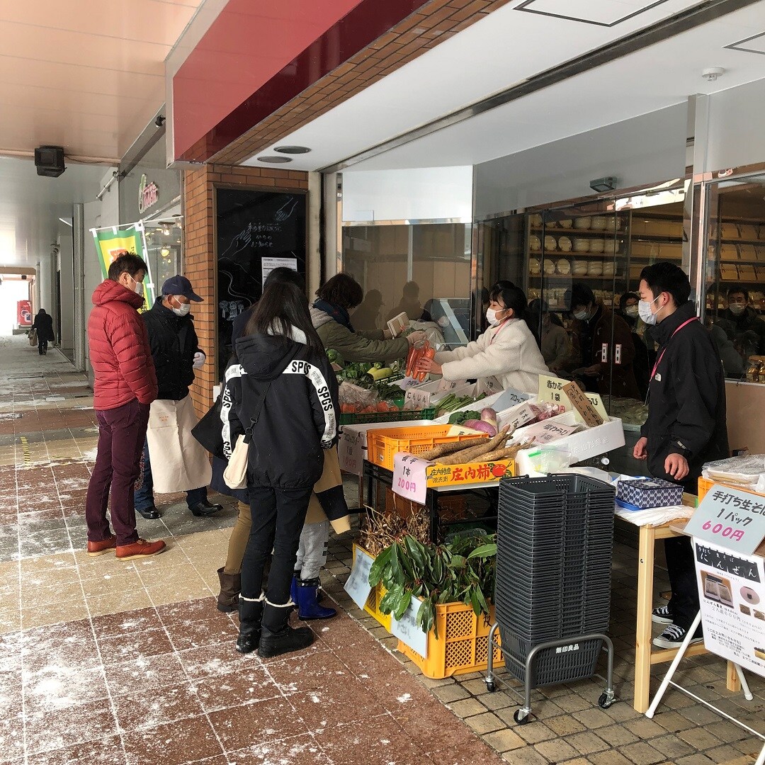 マルシェ販売風景