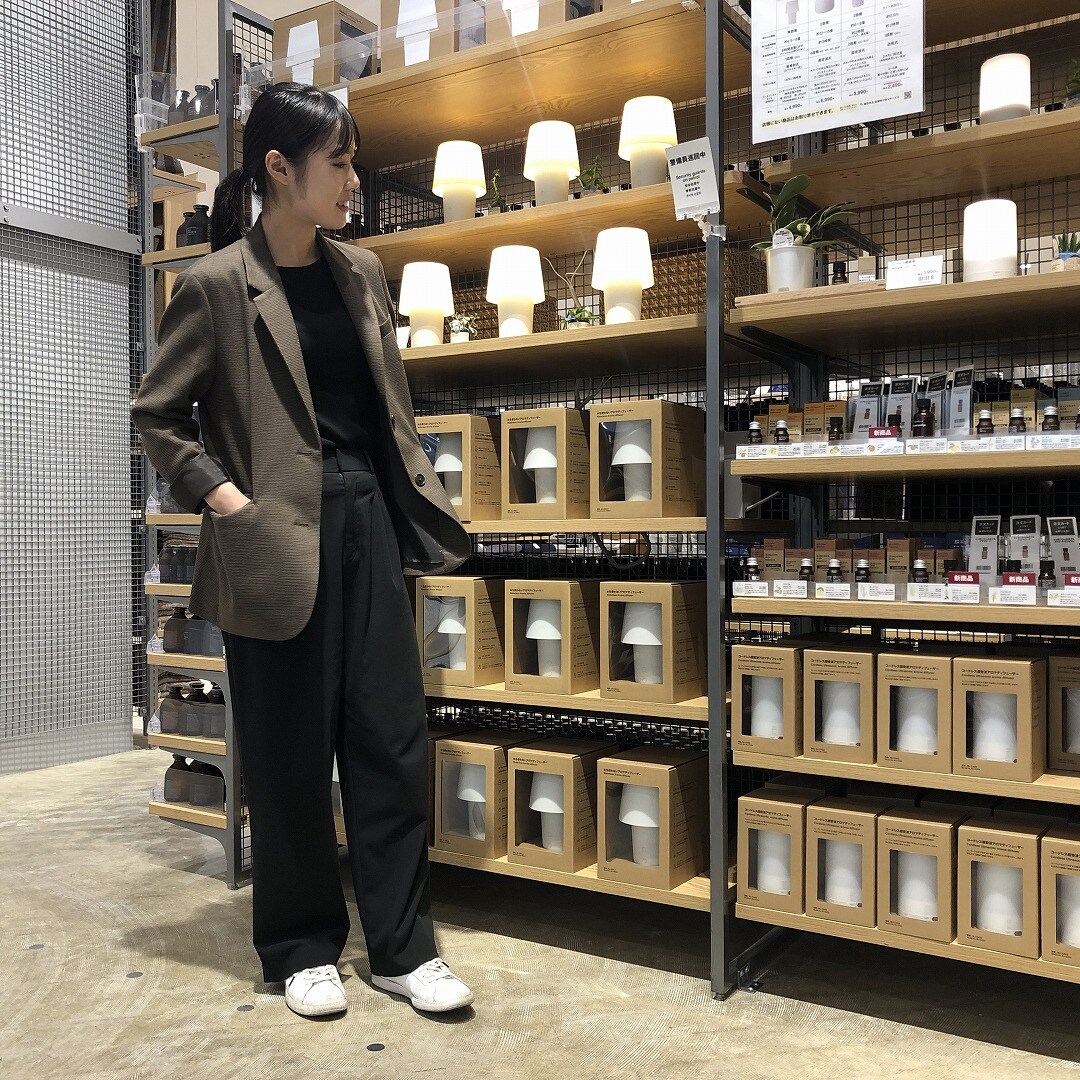 スタッフ