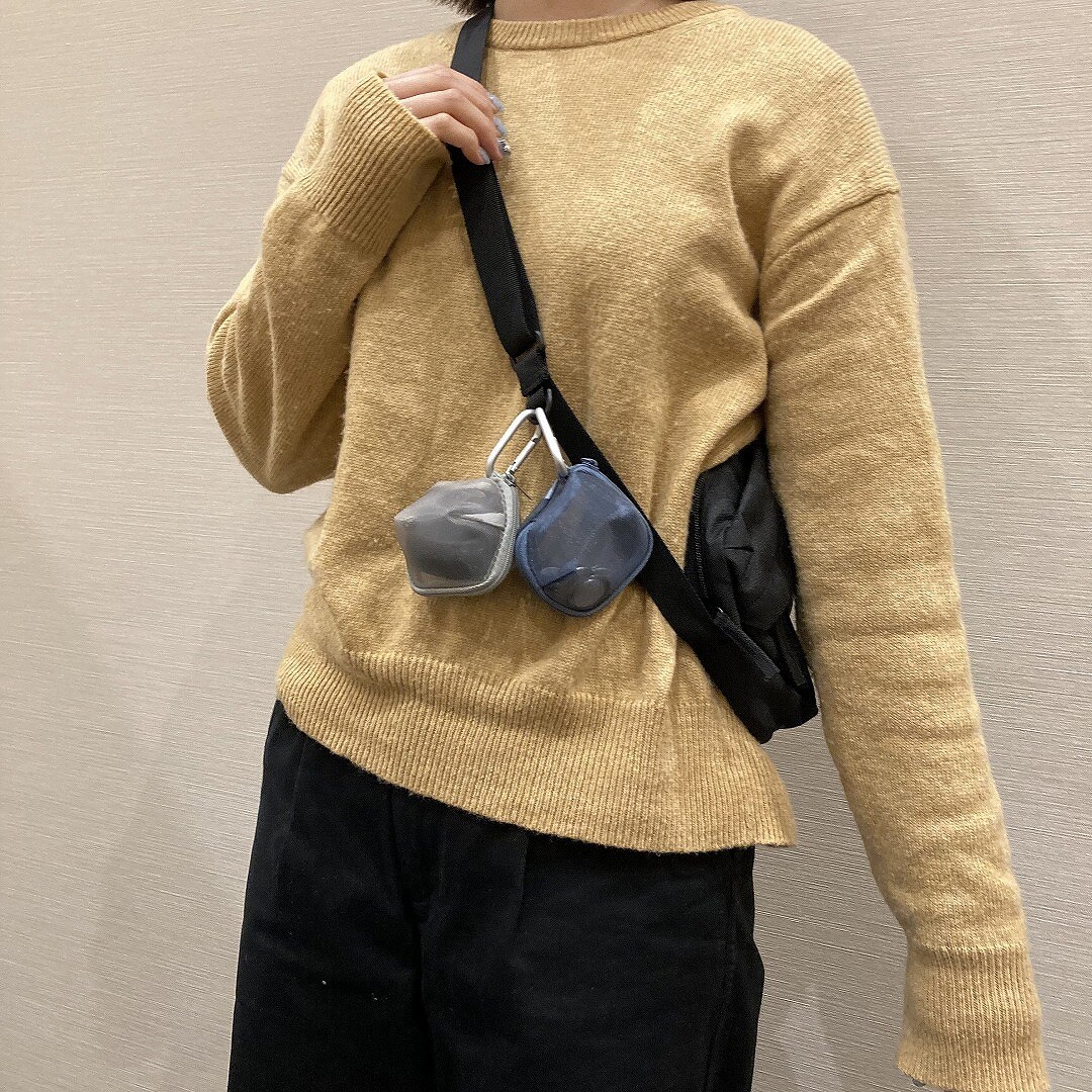 ナイロンメッシュ　コンパクトポーチ