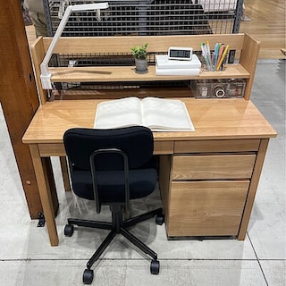 【ノブレスパルク袋井】デスクの展示、はじめました