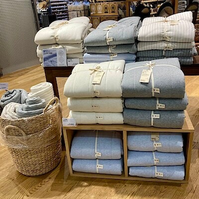 【則武新町】夏の眠りを快適にする綿100%の接触冷感「ひんやり綿」