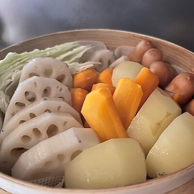 【アル・プラザ小松】　蒸篭を使って美味しい秋を取り入れてみませんか