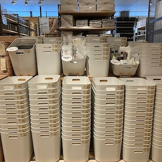 【アル・プラザ小松】収納の自由が広がる、やわらかポリエチレンケース