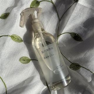 【無印良品500ベルフローラかわにし】一吹きで全身に潤いを｜肌の天然水　全身用ミスト